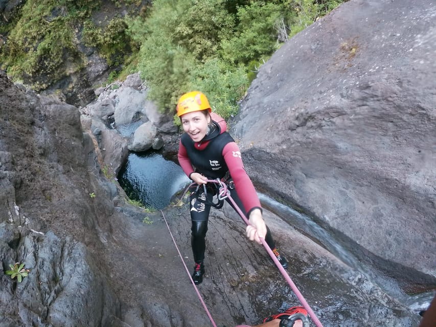 Madeira: Intermediate (Level 2) Canyoning Experience - The 20-minute walk: where you get your bearings