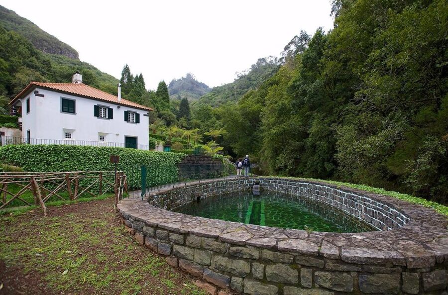 Madeira Island: Full-Day Guided Tour of Eastern Madeira - Pico do Arieiro: the mountain-view start at 1,818 meters