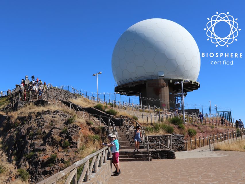 Madeira: Jeep tour Pico Areeiro, Santa Cruz and Cristo Rei - The scenic drive and “hidden gem” moment on the way down