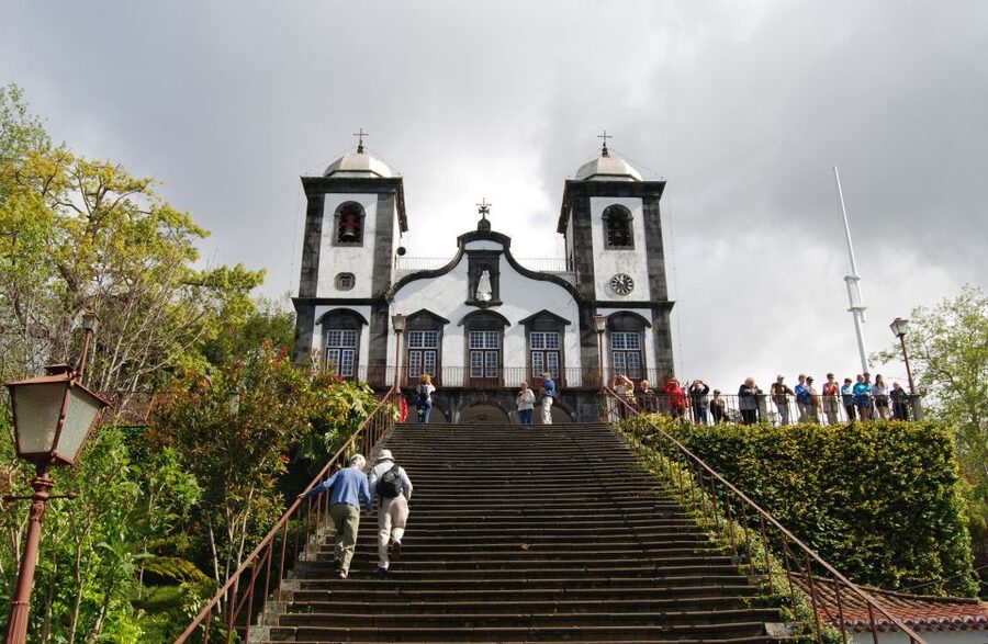 Madeira: Monte Sightseeing Tour & Toboggan Sled Ride - Key highlights worth your time