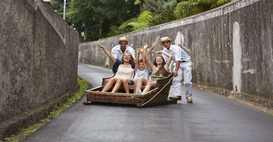 Madeira: Monte Sightseeing Tour & Toboggan Sled Ride - Timing, weather, and what to bring so the tour stays fun