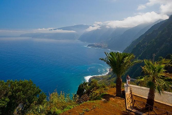 Madeira Northern Wonders Tour from Funchal - Ponta Delgada: a short break to reset (and handle lunch)
