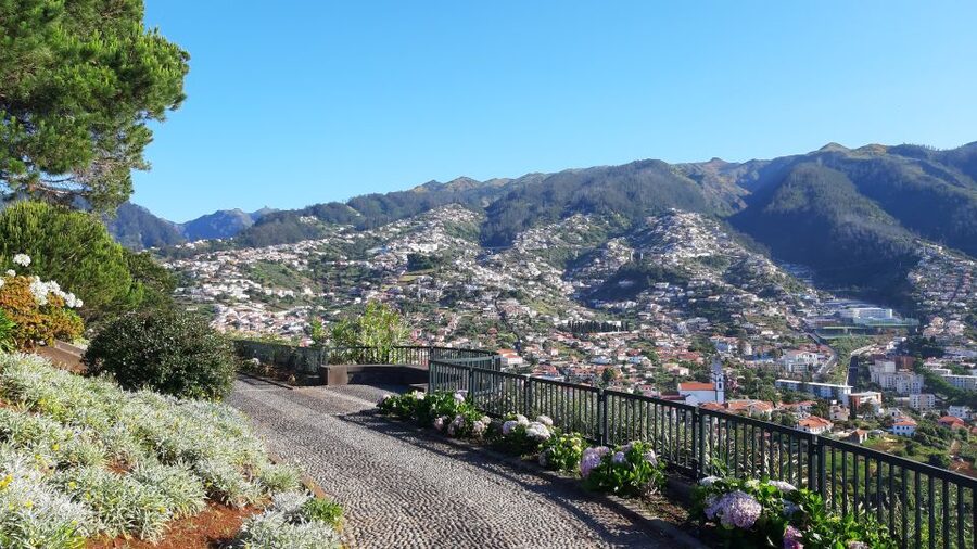 Madeira: Nun's Valley Private Tour - Pico dos Barcelos: The 335-Meter View That orients you