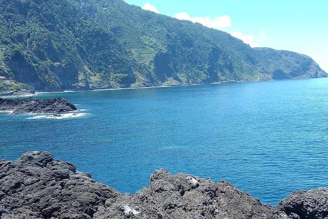 Madeira Off-Road Tours - Valley of the Nuns: fruit farms, vineyards, and terraces before the viewpoint