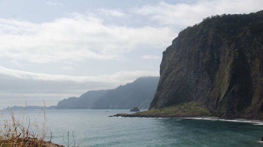 Madeira: Pico do Areeiro Sunrise Tour - The coffee stop: where local culture sneaks into the itinerary
