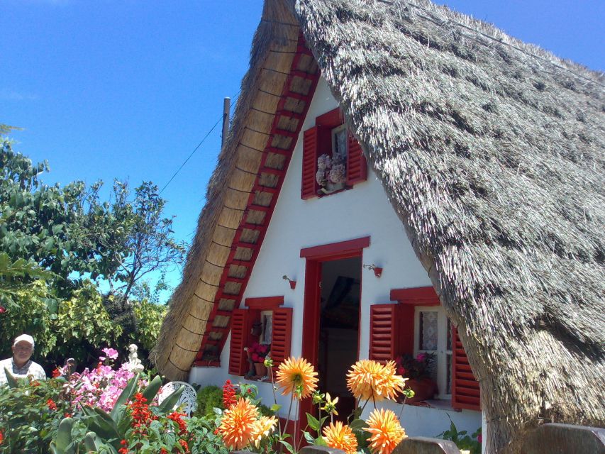 Madeira: Pico do Arieiro & Laurissilva Forest - East tour - Santana’s A-Frame Houses: The Rural Madeira You Can Actually See