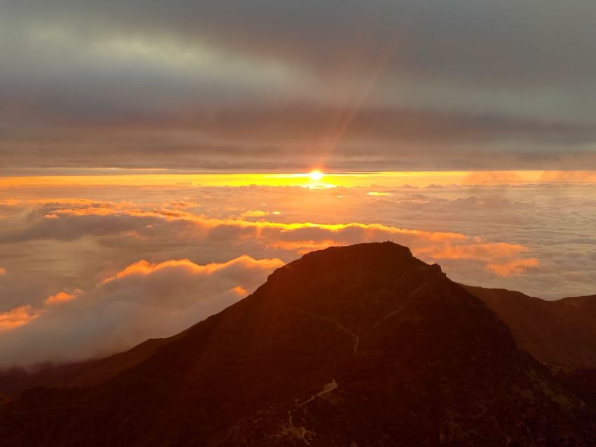Madeira: Pico Ruivo Guided Sunrise Hike with Hotel Pickup - Value check: is $68 worth it with a 4.5€ trail fee?