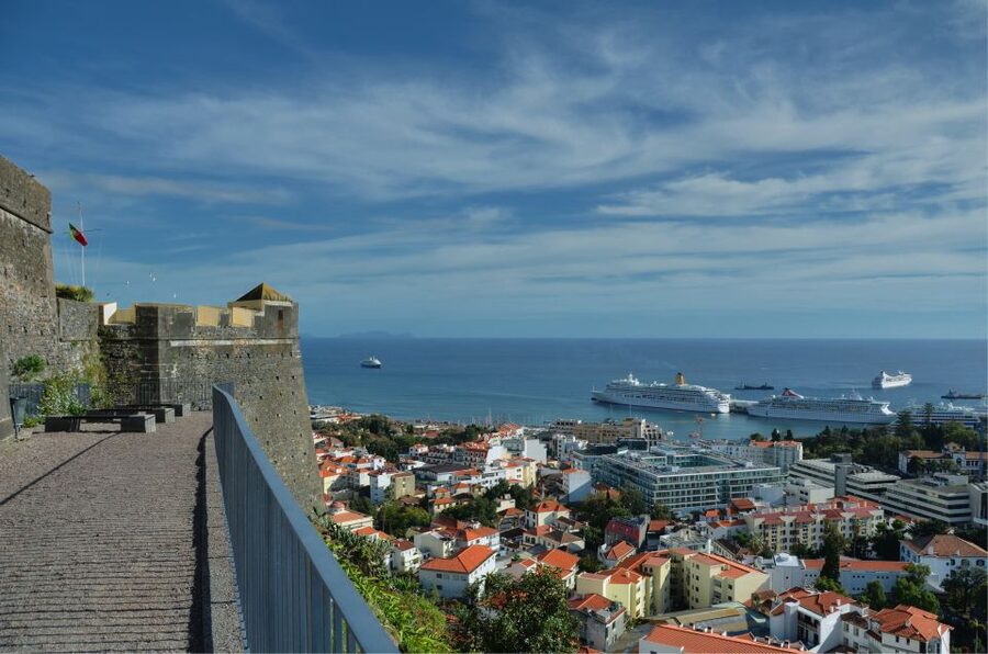 Madeira: Private Funchal City Tour in a Tukxi - Barreirinha Bar Café: a small break that keeps the tour pleasant