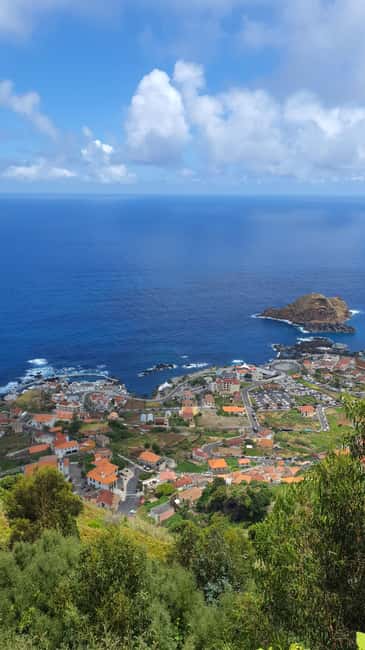 Madeira: Private Guided Tour with Electric Cars - Entering Madeira by 100% Electric Car (and Why That Matters)