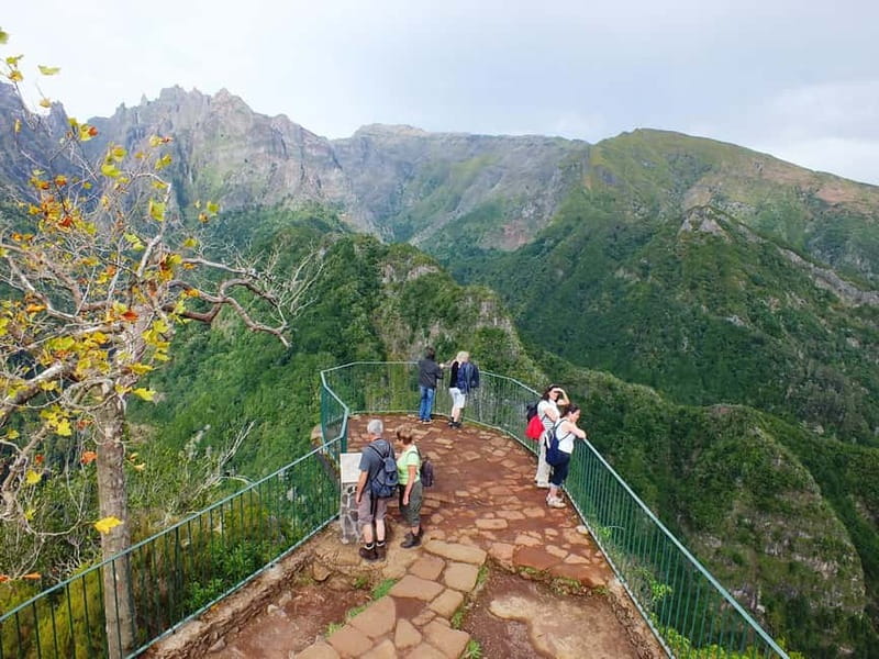 Madeira: Santana Jeep Safari and Referta Levada Walk - The levada-style walk and rural fields: what you’ll actually see