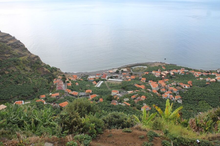 Madeira : Southwest coast, Run & Anjo´s Waterfall 4x4 Tour - Run & Anjo’s Waterfall Area: What to Expect From the Name Alone