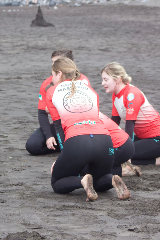 Madeira: Surf Lessons - Starting at Dom Pedro Madeira: how the lesson kicks off