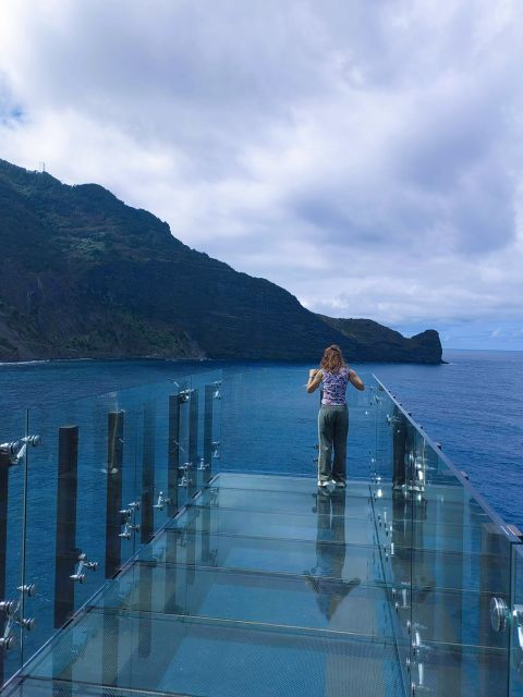 Madeira tour- Santana - Full Day - Pico do Arieiro at 1,818m: the drive to a cloud-switch viewpoint
