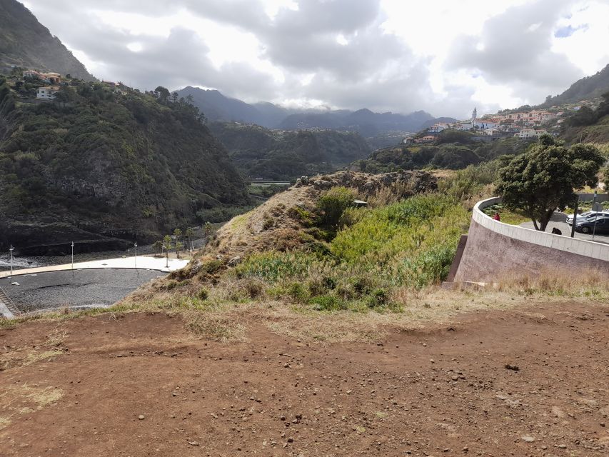 Madeira: West and East Madeira Top Highlights Tour - Your Guide Makes the Difference: What to Expect From the Day’s Hosting