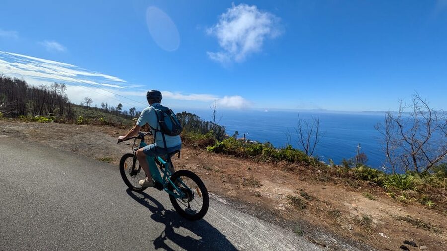 Madeira West coast: Guided Sightseeing E-Bike Tour - Prazeres to Lombada dos Marinheiros: forest roads and old irrigation lines