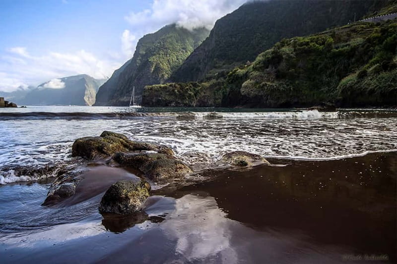 Madeira West Island Full-Day Tour with Fanal Forest - Cabo Girão’s sea cliff: the view is the main event