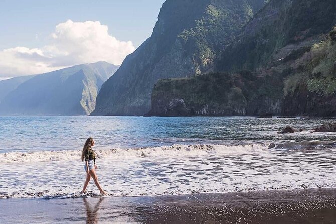 Madeira West Tour with Guide Fanal Forest Skywalk Experience - Seixal: The Authentic North Coast Photo Stop (25 Minutes)