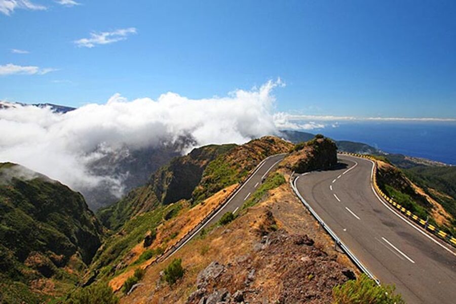 Madeira: West Tour with Porto Moniz and Volcanic Pools - Paúl de Serra at altitude: levadas and walk time in the Laurissilva forest