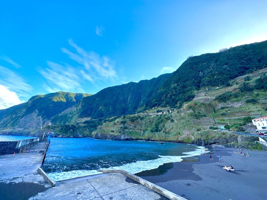 Madeira: Western Madeira Guided Trip & Fanal Mystic Forest - Ribeira da Janela and Seixal: quick stops that still hit hard