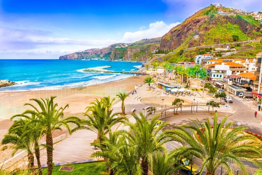 Madeira: Wine Safari Jeep Tour with Local Guide - Key highlights at a glance