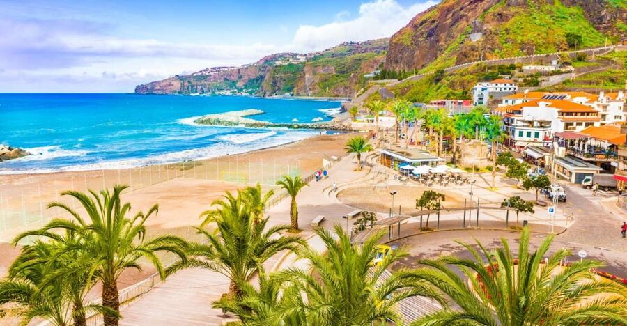 Madeira: Wine Safari Jeep Tour with Local Guide - How the Wine Safari Jeep Tour feels in real life