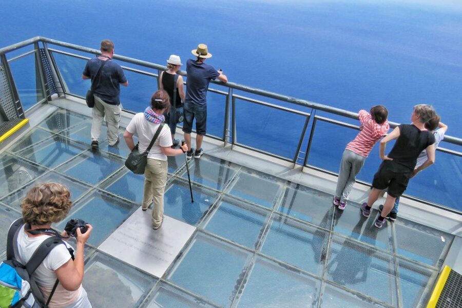 Madeira: Wine & Tapas, Cabo Girão Skywalk 4x4 Jeep Adventure - São Vicente: the calm pause before wine time