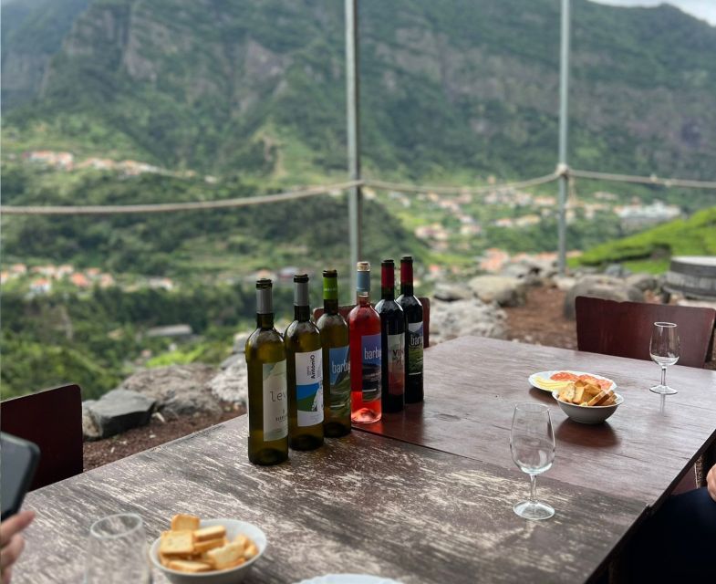 Madeira: Wine Tasting Guided Tour, Jeep Safari, & Viewpoints - Quinta do Barbusano: the vineyard walk that makes the tasting make sense
