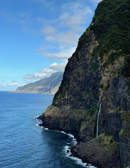 Madeiral de Jeep: (Skywalk, Seixal, Porto Moniz, Fanal) - Seixal’s black sand: swim-friendly time with big contrast