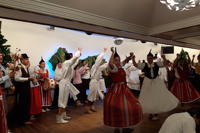 Madeiran Traditional Dinner - Folk, fado, and a room that knows the rhythm