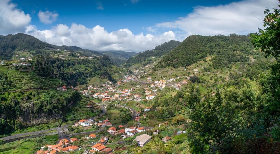 Maroços Madeira Island Levada Walk - Machico Bay panoramas: when the views take over
