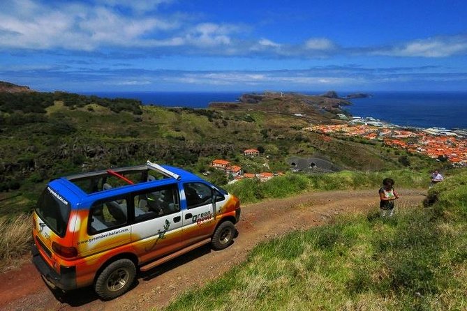 Northeast Santana Traditional Houses 4x4 Safari Full-Day Tour - Entering Madeira’s northeast by Jeep, not by bus