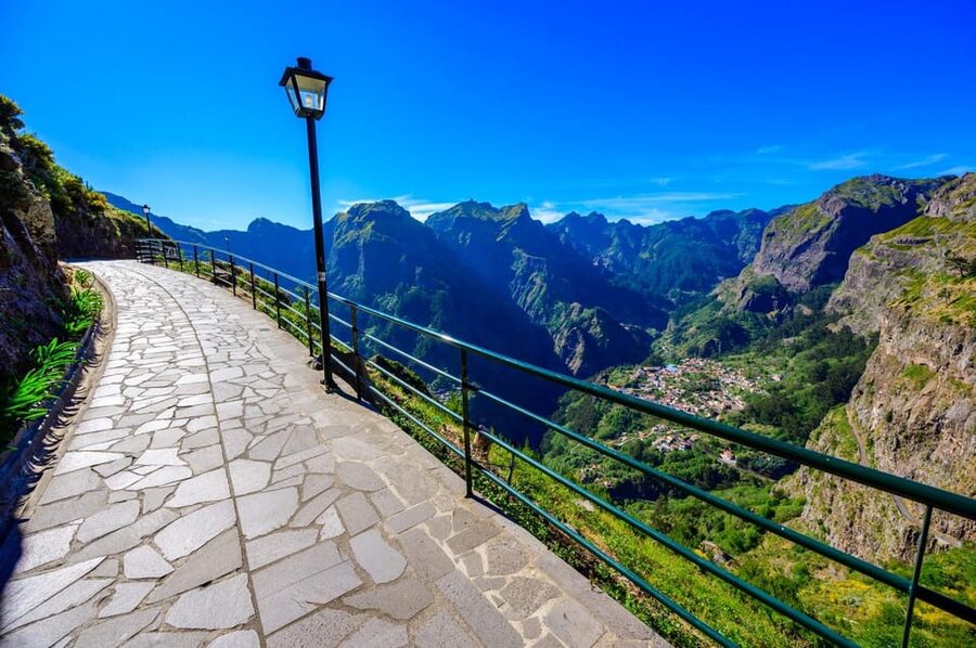 Nun's Valley & Pico dos Barcelos Madeira Island Tour - Price and value: what $35 buys you in Madeira time