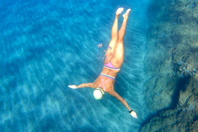 Open-Water Swimming in Madeira - The one-hour structure: warm up, swim, photos, tea