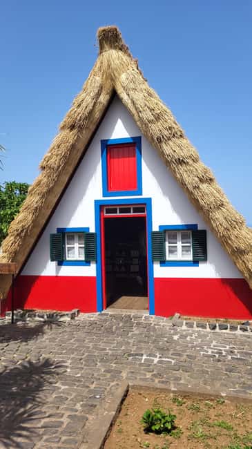 Pico Arieiro, Santana, São Lourenço & more – Full Day+PickUp - Funchal pickup, then straight to the good stuff