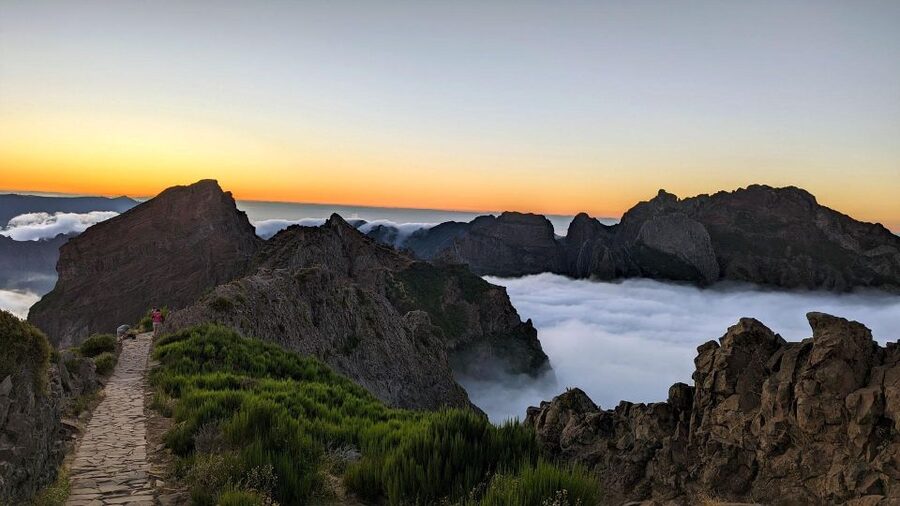 Pico do Arieiro in 4h: Immersive Private Tour - Price and value: why $82 can make sense for this route