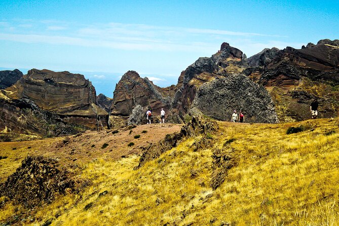 Pico do Arieiro - Pico Ruivo - Achada do Teixeira Walk - Getting Picked Up in Funchal and Starting at 8:30
