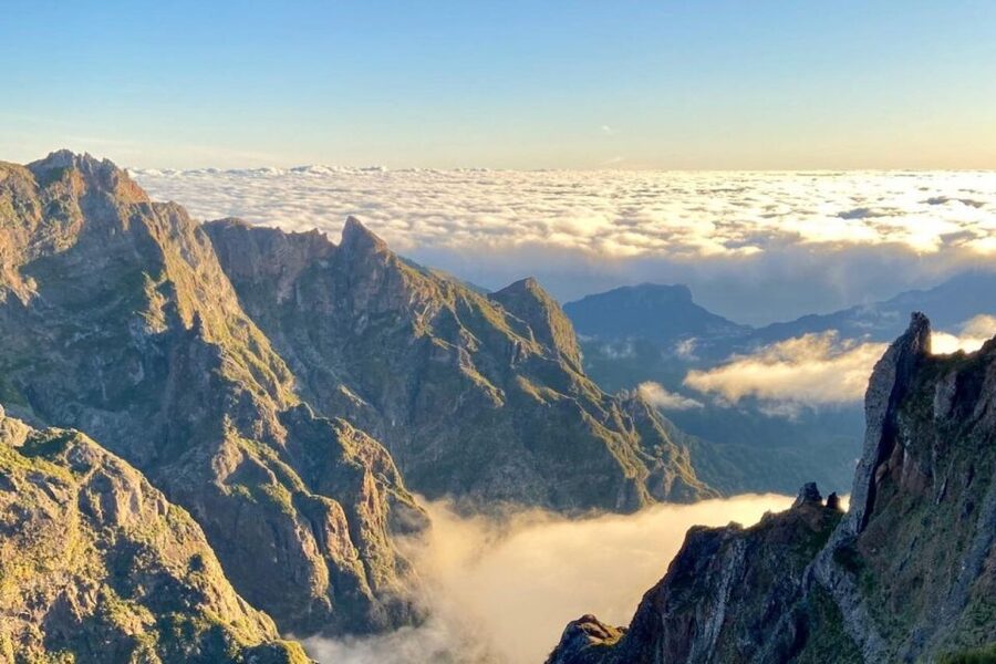 Pico Do Arieiro Pico Ruivo Sunrise or Morning Hike Transfers - Why a Sunrise (or Morning) Transfer Makes This Hike Feel Doable