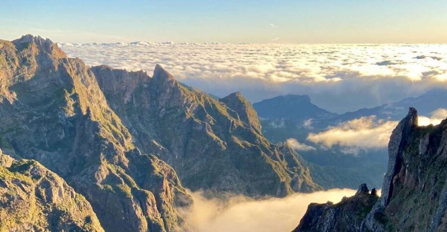 Pico Do Arieiro Pico Ruivo Sunrise or Morning Hike Transfers - The PR1 Walk: Stairway to Heaven, Tunnels, and Cloud-Level Drama