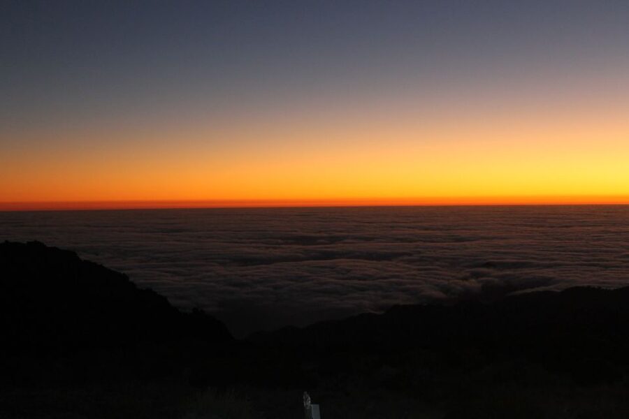 Pico do Arieiro: Private 4x4 Sunrise Trip with Hot Drinks - Key Things You’ll Notice on This Pico do Arieiro Sunrise Trip