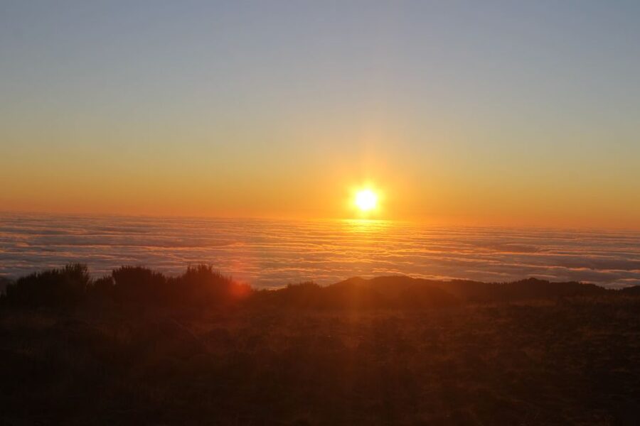 Pico do Arieiro: Private 4x4 Sunrise Trip with Hot Drinks - Comfort Details That Make a Big Difference at 5 A.M.