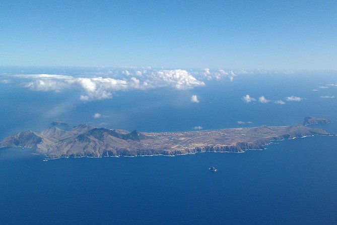 Porto Santo One-Day Cruise and Tour - The 2.5-Hour Island Tour: From Miradouro Points to Pico Castelo