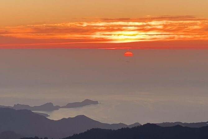 PR1 Sunrise Pico do Arieiro Self-Guided Hiking Transfer - Footwear, poles, and pacing: small choices that make the day easier
