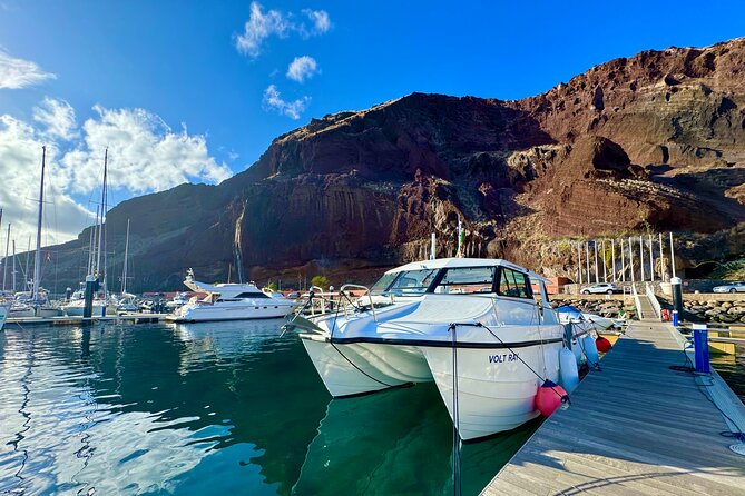 Private Cruise to Calheta and Caniçal Coasts - Practicalities: meeting point, weather, and what to bring