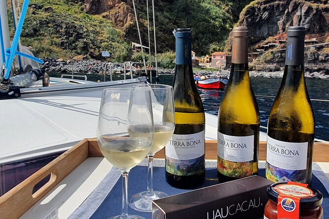 Private Cruise with Wine Tasting in Funchal Bay - Key things that make this cruise worth your time