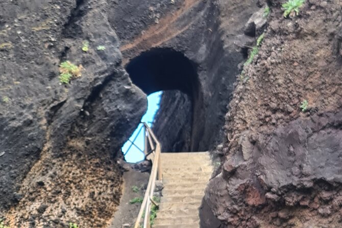Private Full Day Island Tour in Madeira - Getting picked up and riding in comfort for 8 hours