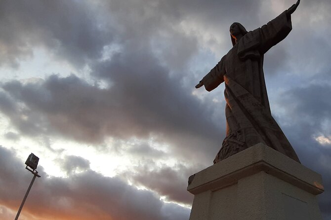Private Madeira Sunset Cristo Rei Tour - Cristo Rei do Garajau at golden hour