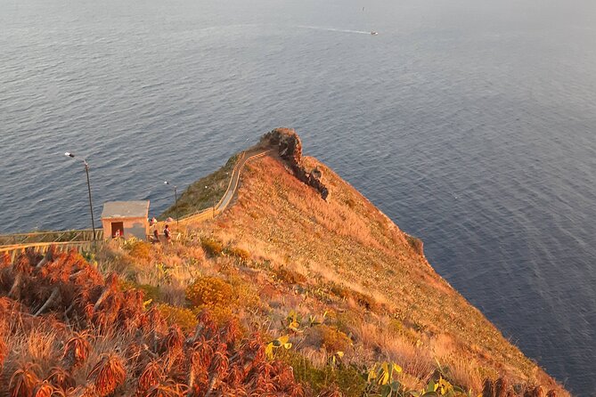 Private Madeira Sunset Cristo Rei Tour - Private guide + live commentary in English