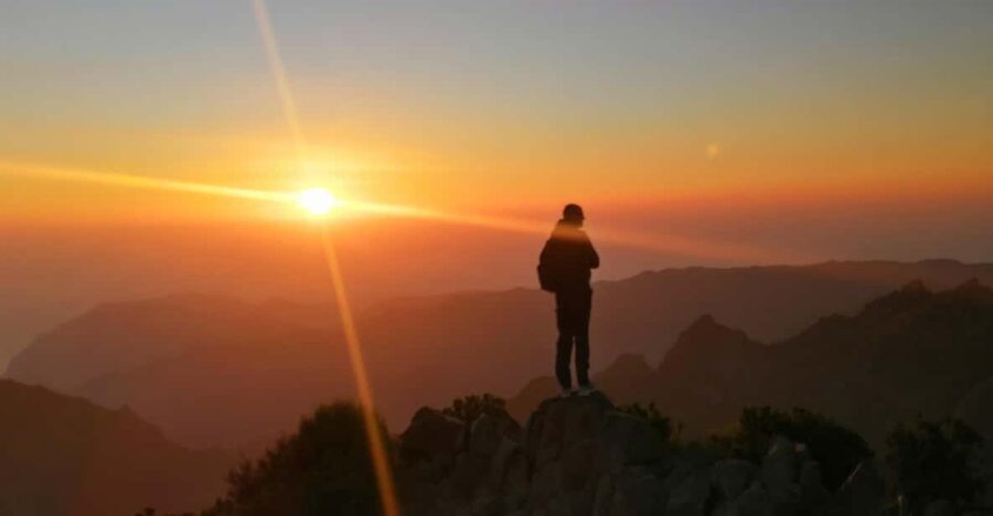 Private Sunrise Hike to Pico Ruivo with Hotel Pickup - Hotel Pickup in Funchal and the 6-Hour Flow