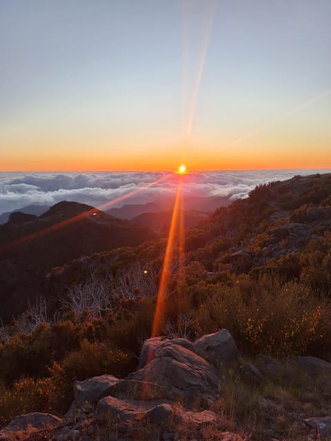 Private Sunrise Pico Areeiro and Hike (optional) - After sunrise: viewpoint time or the Stairway to Heaven 3 km option