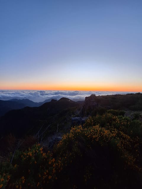Private Sunrise Pico Areeiro and Hike (optional) - Practical tips so you’re comfortable on a sunrise mountain morning